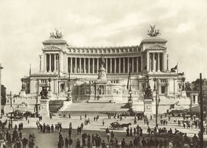 Victor Emanuel II Anıtı by Italian Photographer