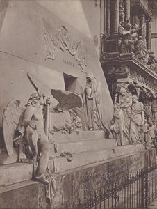 Monumento A Canova (s/b fotoğraf) by Italian Photographer