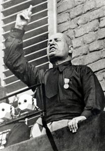 Mussolini siyah gömlekli by Italian Photographer
