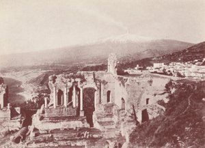 Sicilya: Yunan Tiyatrosu, Taormina (b/w fotoğraf) by Italian Photographer