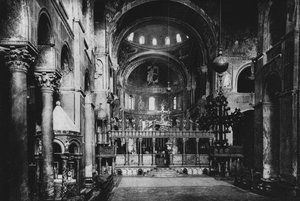 Venedik, S Marco Kilisesi, İç (s / b fotoğraf) by Italian Photographer