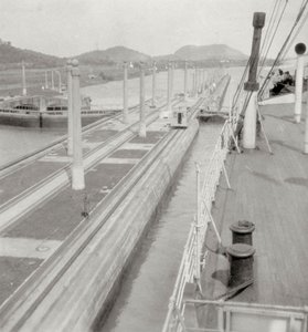 SS Orbita, Panama Kanalı, Panama, 20. yüzyıl by J. Dearden Holmes