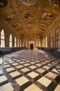 1537-88 yılları arasında inşa edilen Sala Dorata by Jacopo Sansovino
