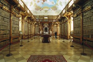 Jakob Prandtauer (1660-1726) tarafından bir projede gerçekleştirilen Melk Manastırı kütüphanesinin görünümü. 18. yüzyılın başlarında. Avusturya by Jakob Prandtauer
