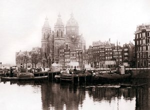 Duvarların içindeki St Nicholas Kilisesi, Amsterdam, 1898.