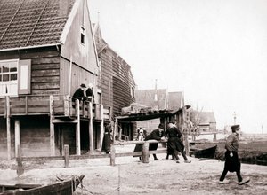Marken Adası, Hollanda, 1898 by James Batkin