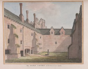 Herstmonceux Kalesi, Doğu Sussex: Pompa Mahkemesi