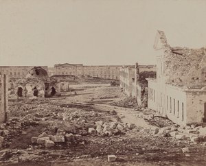 Harabelerde Kubbeli Bina ile Avlu by James Robertson