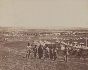 Kampın Genel Görünümü by James Robertson