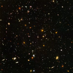 Hubble Ultra Derin Alan by James Webb Space Telescope (NASA)