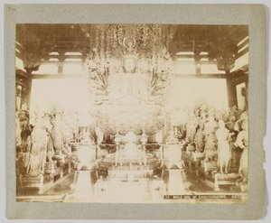 Idol, Sanjusangendo, Kyoto, Japonya (s/b fotoğraf) by Japanese Photographer