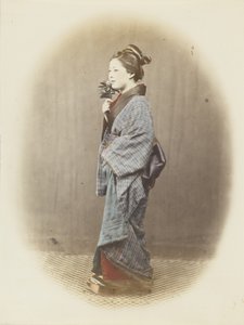Geleneksel elbiseli Japon kadın (el boyaması s/b fotoğraf) by Japanese Photographer