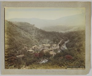 New Road, Kiga, Miyanoshita yakınlarında, Kanagawa Eyaleti, Japonya (el boyaması s/b fotoğraf) by Japanese Photographer