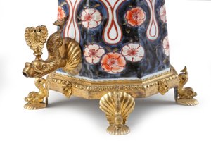 Nadir Bir Şık Montajlı Imari Cezve ve Kapak (seramik) by Japanese School