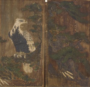 Çam ağacında kartal, Momoyama dönemi, muhtemelen 17. yüzyıl (ahşap üzerine mürekkep ve renk) by Japanese School