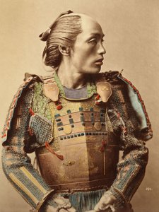 Tam vücut zırhıyla donanmış Eski Japonya Samurayının portresi, 1890 by Japanese School