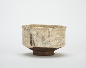 Dekore edilmiş Shino tarzında seto ware çay kasesi by Japanese School