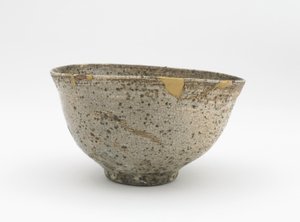 Çay kasesi, Edo dönemi, 18.- 19. yüzyıl (ahşap-kül sır altına fırçalanmış beyaz astarlı taş eşya) by Japanese School