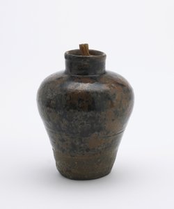Çay caddy, kavanoz şeklinde, şeker peletleri için şişe olarak kullanılır, Aichi ili, Edo dönemi (seramik) by Japanese School