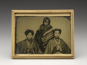 İsimsiz, c. 1875 (orijinal kiri ahşap kutusunda ambrotype) by Japanese School