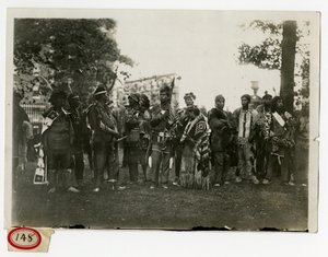 Columbia Lawn Fete, Iroquois Kızılderilileri by Jessie Tarbox Beals