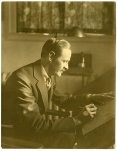 Fontaine Fox, karikatürist, c.1911-40 (jelatin gümüşü fotoğraf) by Jessie Tarbox Beals