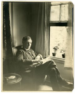 John Cowper Powys Llewelyn Powys, c.1905-40 (jelatin gümüşü fotoğraf) by Jessie Tarbox Beals