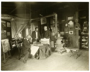 Soldan sağa: Cullen Yates - belirsiz - Walter Dean, c.1905-11 (jelatin gümüşü fotoğraf) by Jessie Tarbox Beals