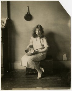 Winifred Yolu, c.1905-20 by Jessie Tarbox Beals