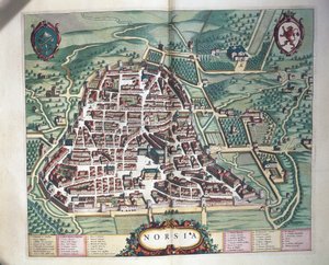 Norcia Haritası, şehirlerin tiyatrosundan ve İtalya