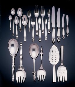 Meşe palamudu desen sofra takımı hizmeti by Johan Rohde