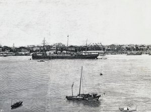 Savaşın patlak vermesinden birkaç hafta önce Şanghay limanı by Walter Charles Mills