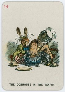 Çaydanlıktaki Fındık Faresi by John Tenniel