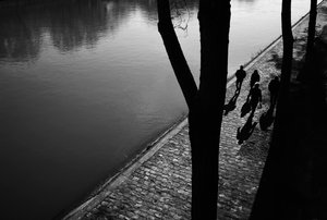 İlkbaharda Paris, 2022 (fotoğraf) by Jon Nicholson