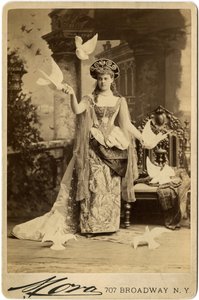 Alva Vandebilt, 1883
