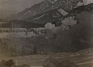 "Benim dünya savaşım - Karintiya, İtalya'daki Güney-Batı Cephesi anıları, Trentino-Alto Adige) 31/03/1915-12/11/18 - Josef Zohle'nin Viyana'sı" albümü: bombalamalar (s/b fotoğraf) by Josef Zohles