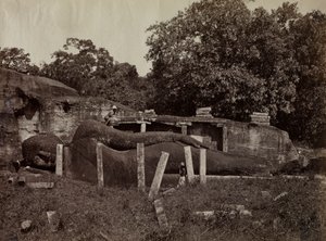 Buda'nın Paranirvana'sı, Gal Vihara, Polonnaruva, Seylan by Joseph Lawton
