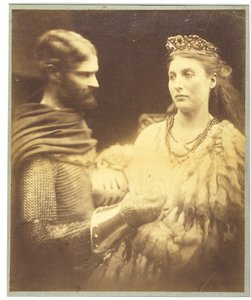 Lancelot ve Guinevere, c.1873 (gümüş jelatin baskı) by Julia Margaret Cameron