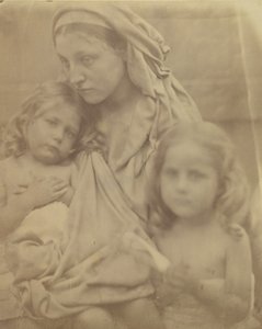 Dalgın Madonna, 1864. by Julia Margaret Cameron