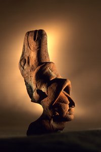 Artifact, Cancuen, Guatemala, Arthur Demarest, Tomas Barrientos, Maya, saray, Classi..., 2004 (fotoğraf) by Kenneth Garrett
