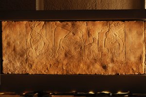 Tapınak 19 taht kürsüsü, Palenque, Meksika, Akhal Mo Nab oyması, 2005 (fotoğraf) by Kenneth Garrett