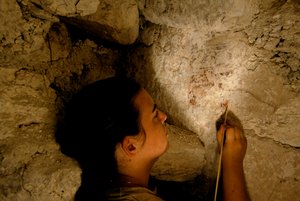 Teotihuacan savaşçısı, duvar resmi, Sufricaya, Holmul, Guatemala, Maya, Francisco Estradabelli, 2008 (fotoğraf) by Kenneth Garrett