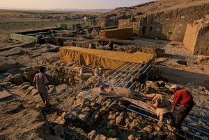 Urkesh, Hurrian İmparatorluğu, Suriye, MÖ 2400, Giorgio Buccellati, çamur kazılarını kapsayan..., 2004 (fotoğraf) by Kenneth Garrett
