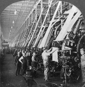 Pamuk fabrikasındaki büyük bir matbaanın genel görünümü, Lawrence, Massachusetts, ABD, 20. yüzyıl by Keystone View Company