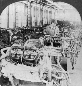 Bir otomobil fabrikasında test motorları, Detroit, Michigan, ABD, 20. yüzyıl by Keystone View Company