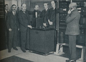 Yeni Büyü: Kablosuz ve Kaçınılmaz Telefonla Resim Gönderme, c1935 by Keystone View Company