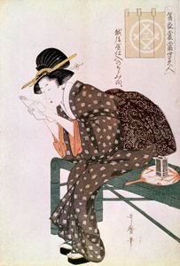 Kadın okuma. Echigoya krepinden yapılmıştır. Yaz Topluluğu Serisi: Zamanımızın Güzelleri.”” Utamaro Kitagawa (1753-1806) tarafından Japonca baskı. 1804-1806. karartmak 0,37x0,25 m. Paris, Guimet Müzesi, Asya Sanatları Müzesi by Kitagawa Utamaro
