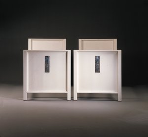 Bir Çift Wiener Werkstatte Tek Kişilik Yatak, c.1904 (boyalı ahşap) by Koloman Moser