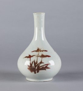 Çiçek tasarımlı şişe, Yi hanedanı (seramik)