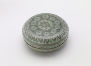 Kutu, Koryo dönemi, 12. yüzyılın ikinci yarısı (seramik) by Korean School